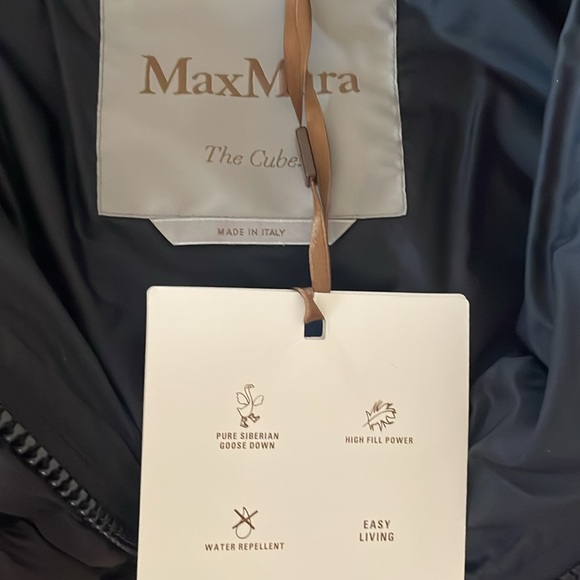 Maxmara down coat - Picture 13 of 16